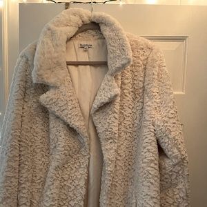 Faux fur patterned coat
